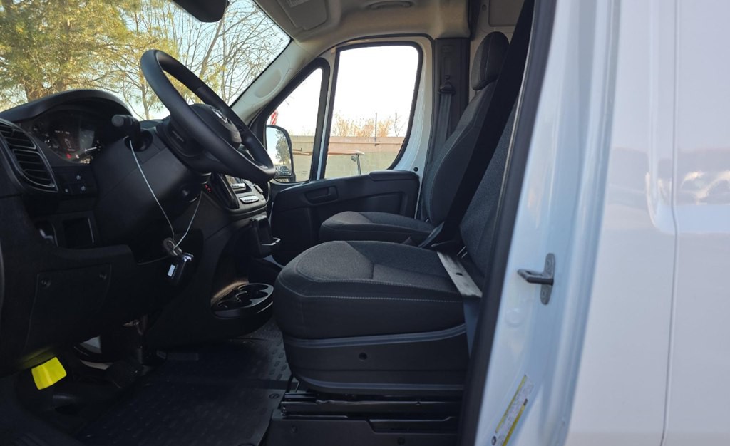 2025 RAM Promaster Image 9
