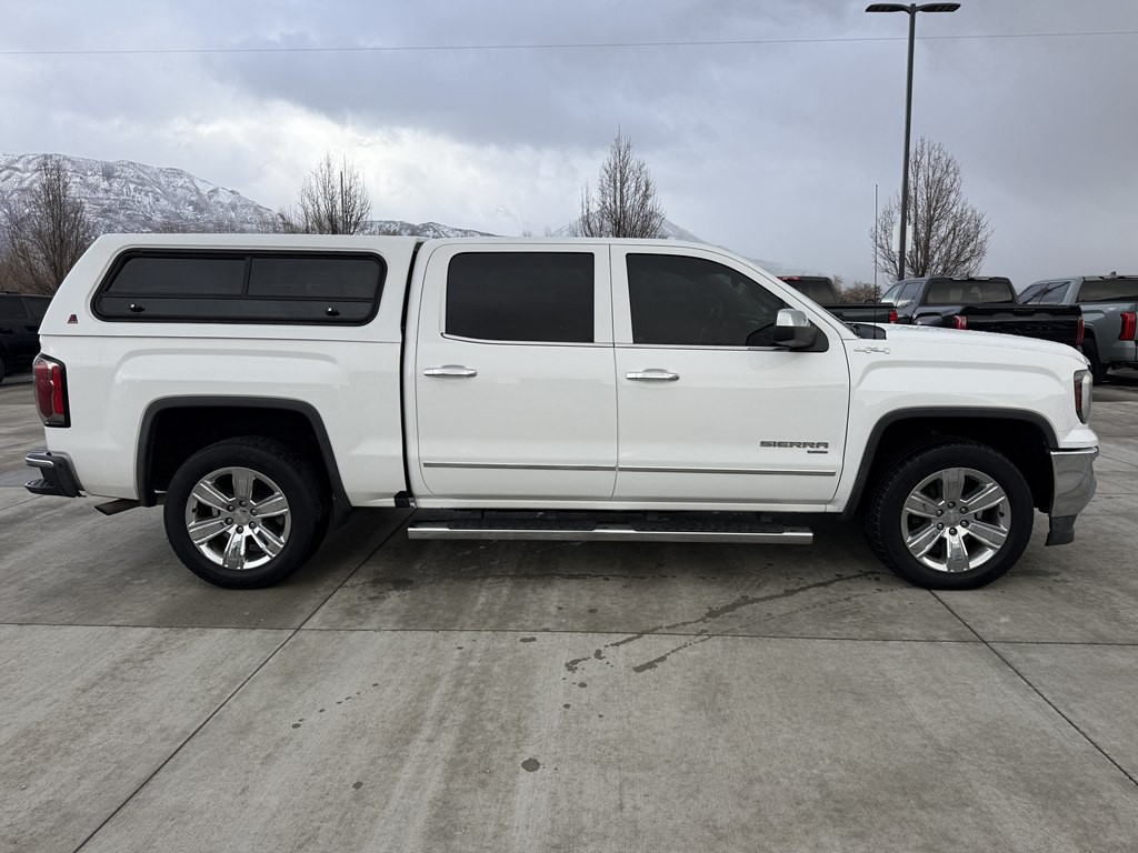 2018 GMC Sierra Image 2