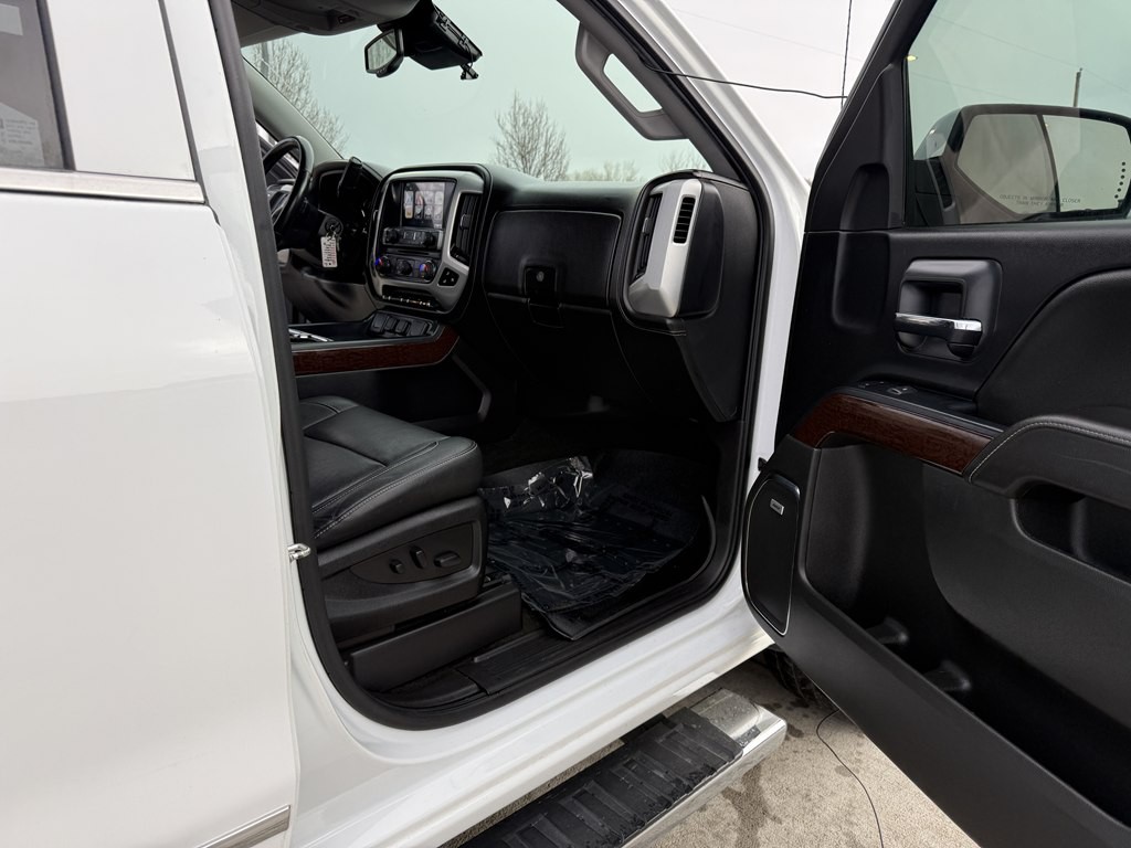 2018 GMC Sierra Image 23