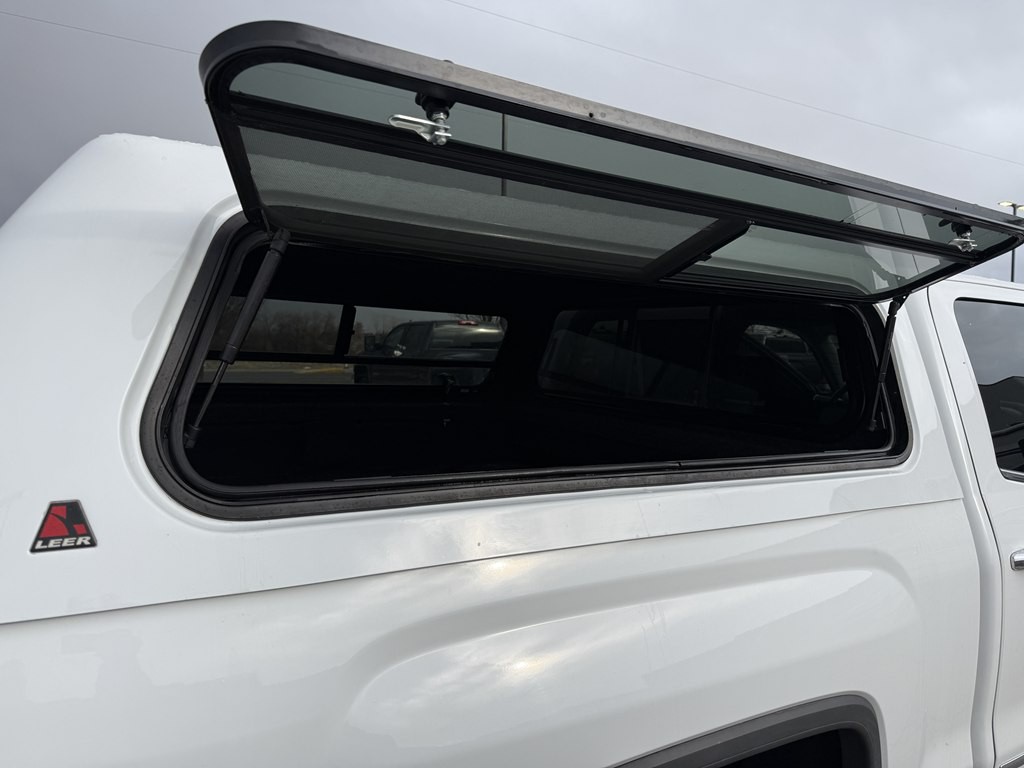 2018 GMC Sierra Image 31