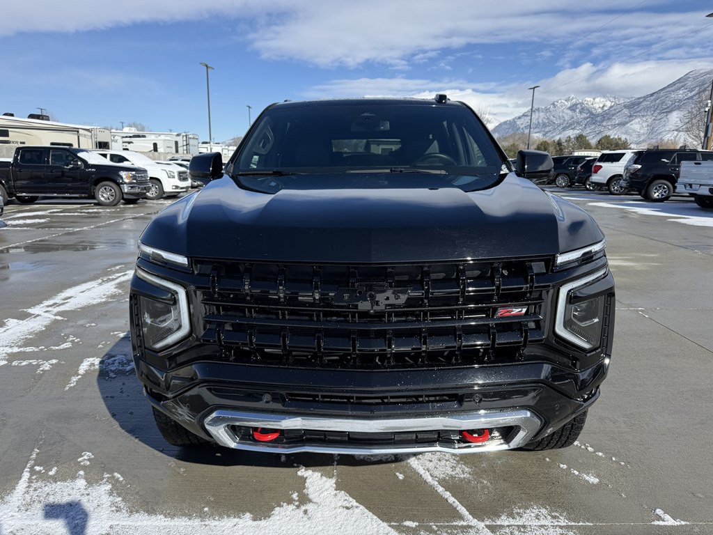 2025 Chevrolet Suburban Image 8