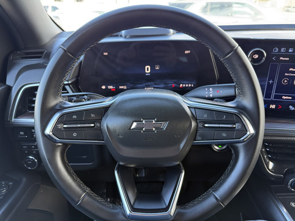 2025 Chevrolet Suburban Image 35