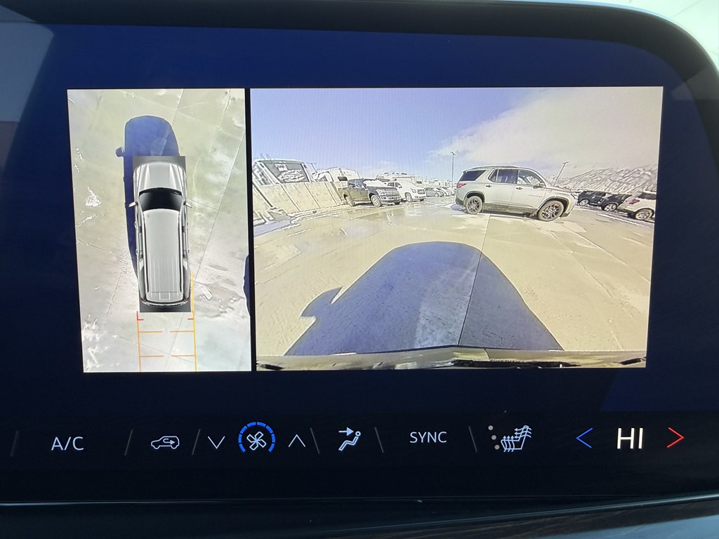 2025 Chevrolet Suburban Image 46