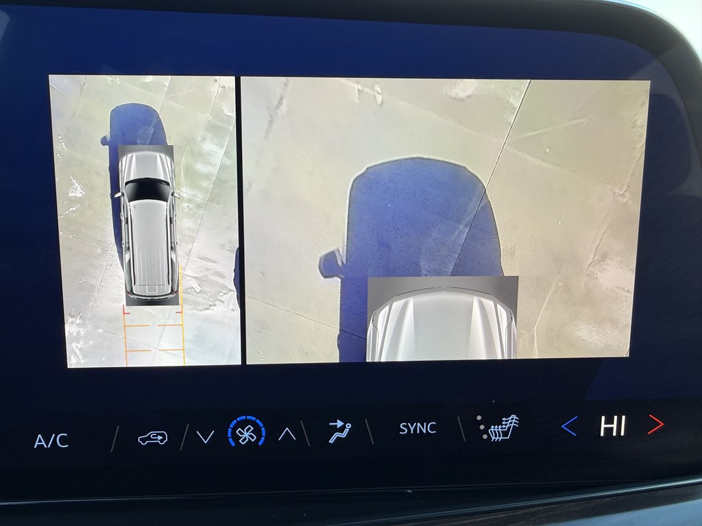 2025 Chevrolet Suburban Image 49