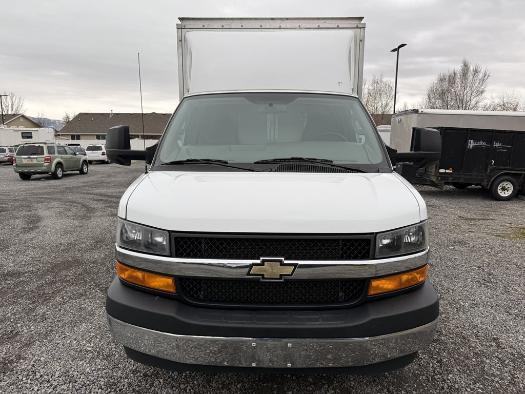 2023 Chevrolet Express Image 8