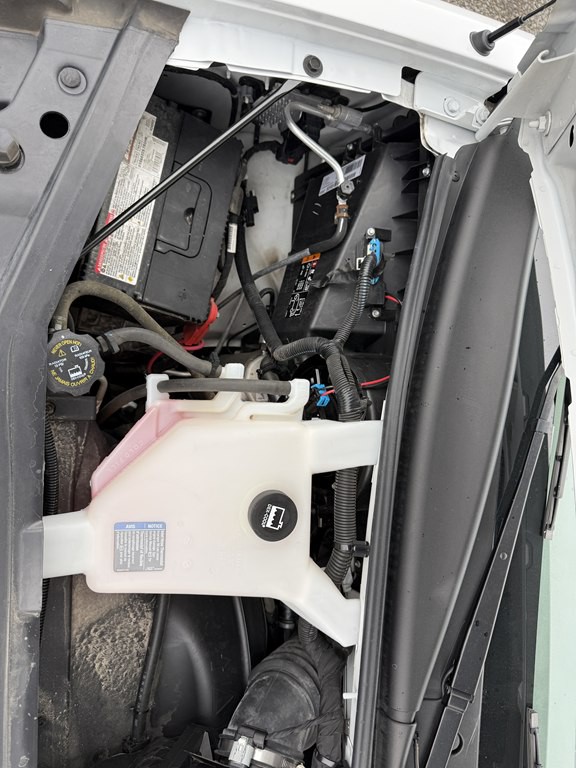 2023 Chevrolet Express Image 10