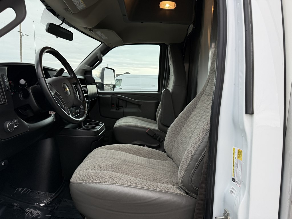 2023 Chevrolet Express Image 14
