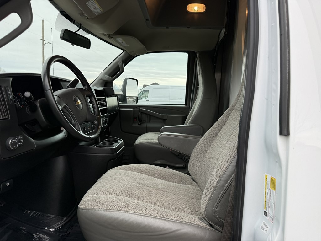2023 Chevrolet Express Image 16