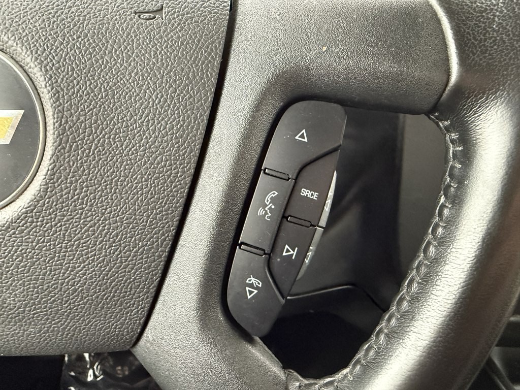 2023 Chevrolet Express Image 28