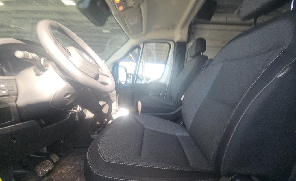 2025 RAM Promaster Image 10