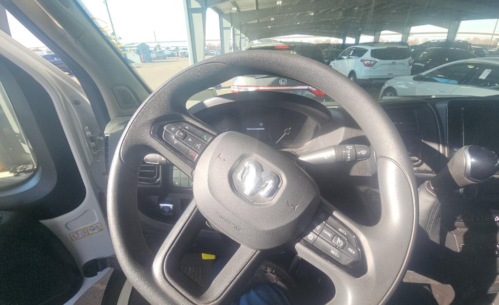 2025 RAM Promaster Image 13