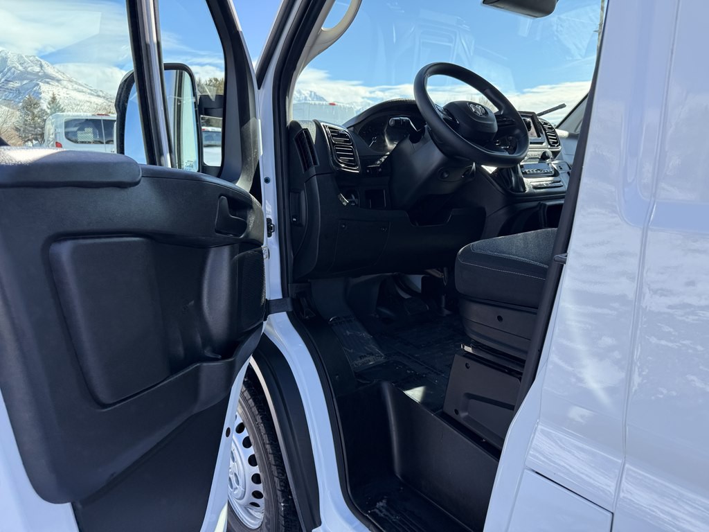 2025 RAM Promaster Image 13