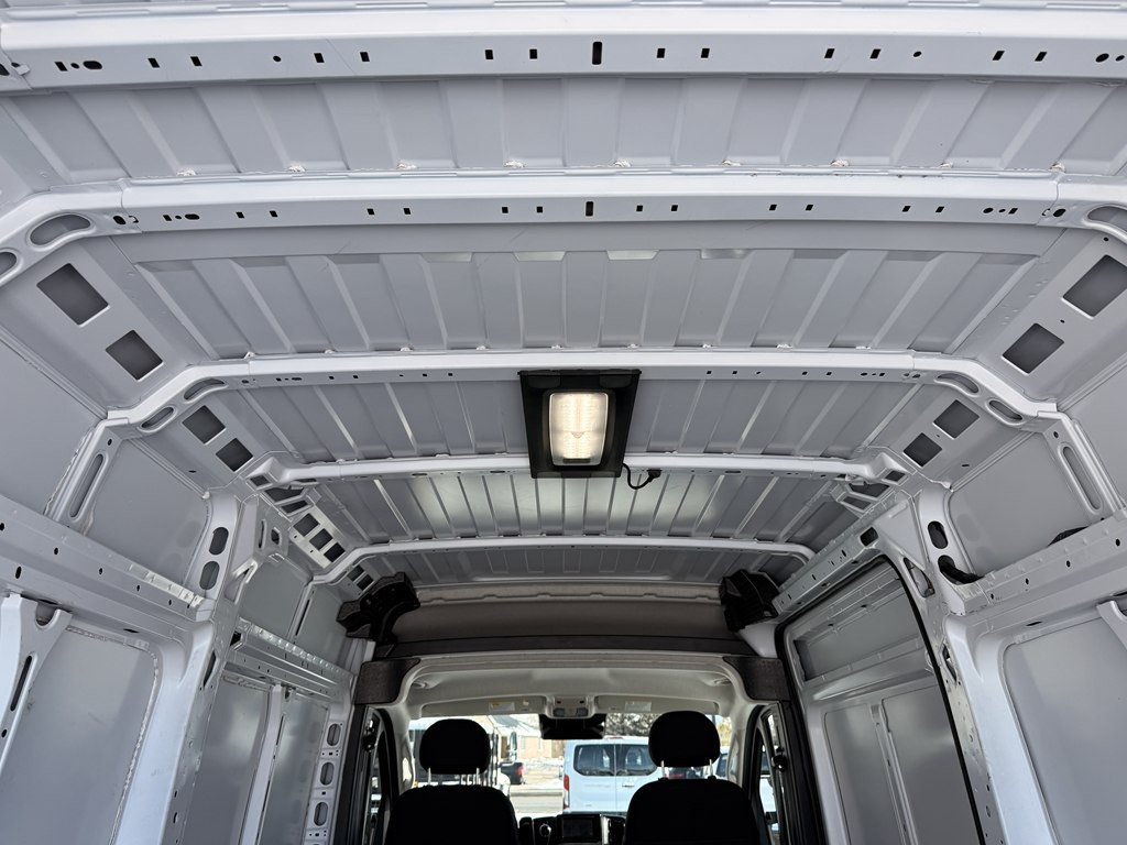2025 RAM Promaster Image 23