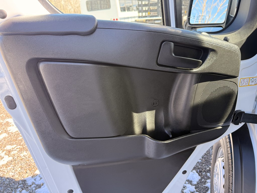 2025 RAM Promaster Image 26
