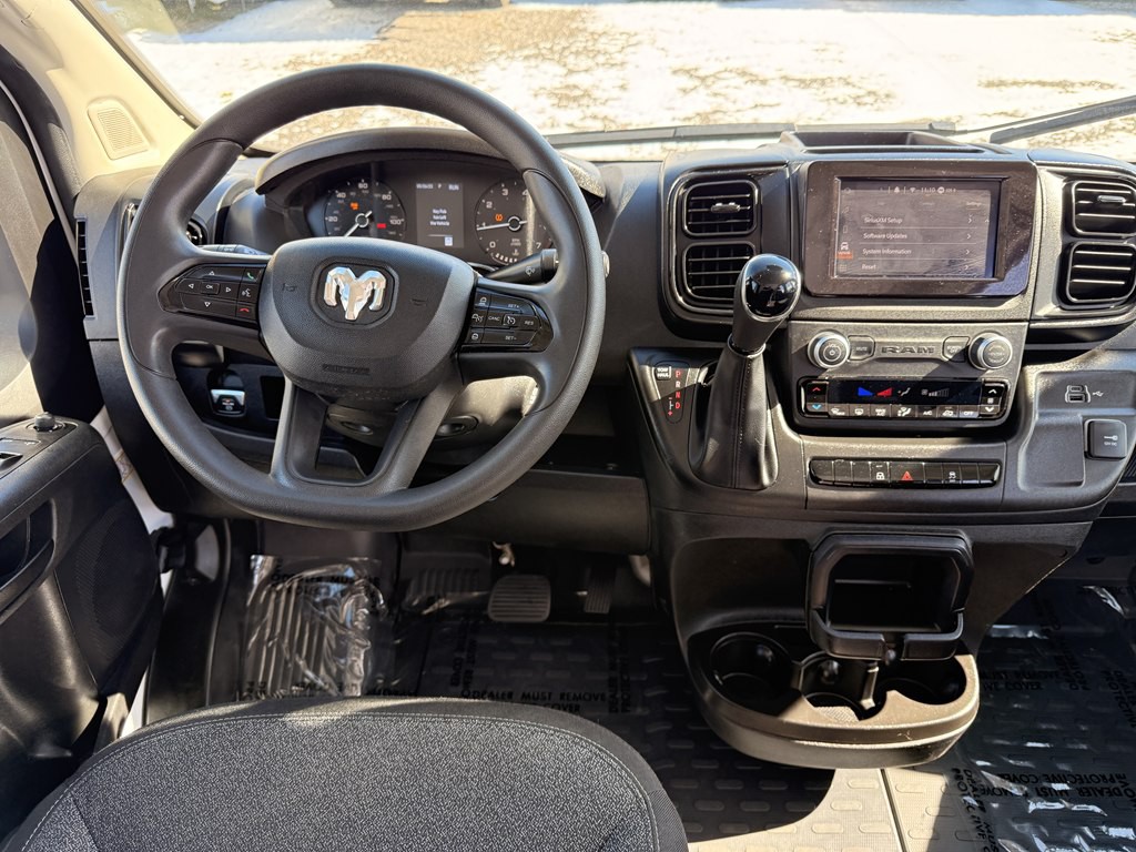 2025 RAM Promaster Image 27