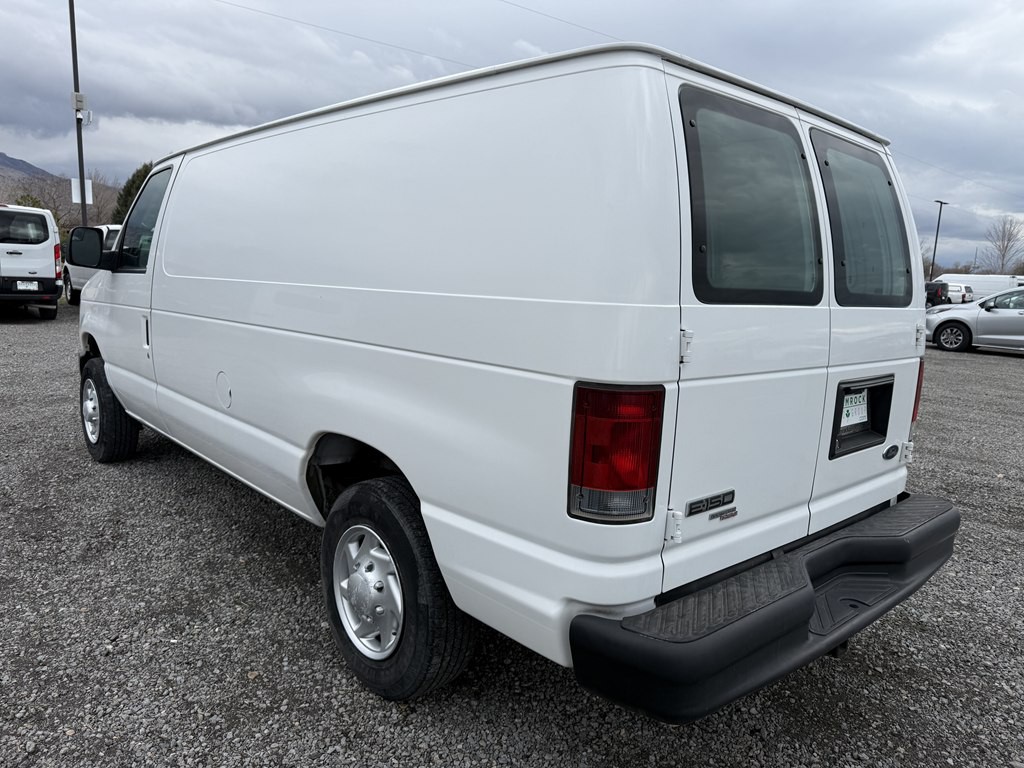 2011 Ford Econoline Image 5