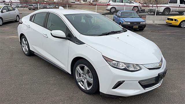 2018 Chevrolet Volt Image 1