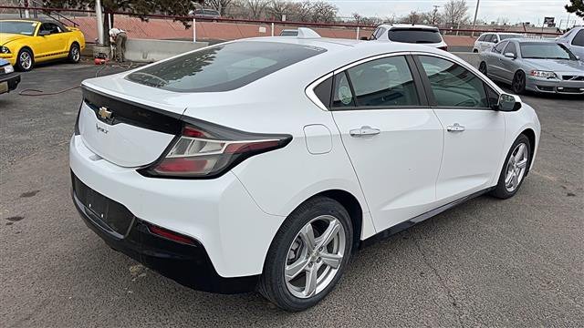 2018 Chevrolet Volt Image 2