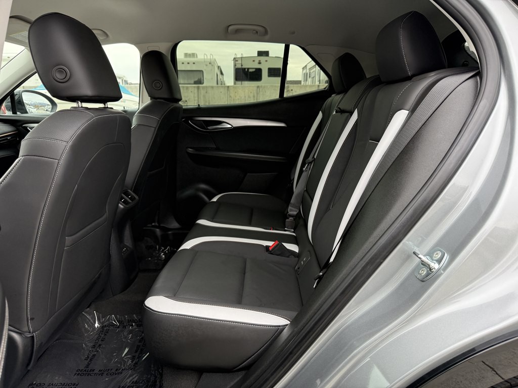 2025 Buick Envision Image 17