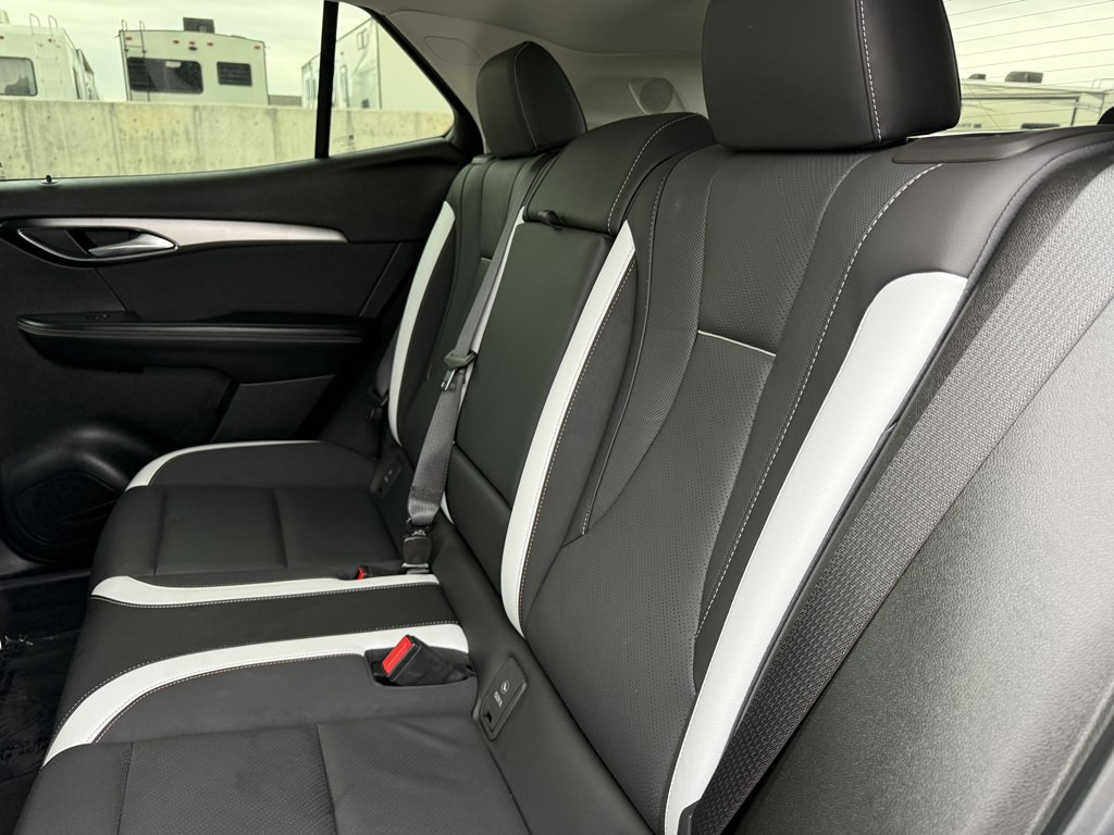 2025 Buick Envision Image 18