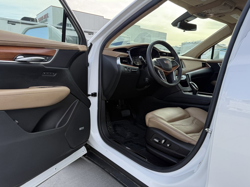 2017 Cadillac XT5 Image 14