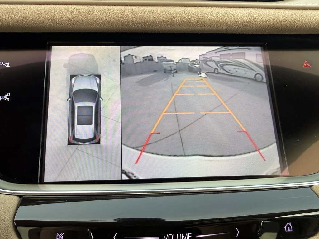 2017 Cadillac XT5 Image 39