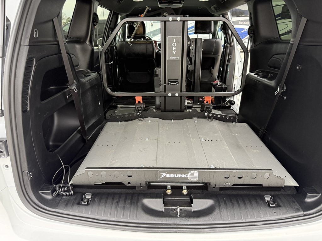 2020 Chrysler Pacifica Image 27