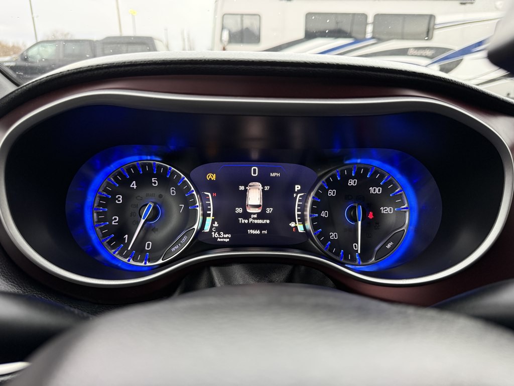 2020 Chrysler Pacifica Image 38