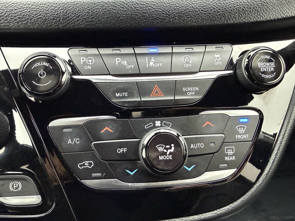 2020 Chrysler Pacifica Image 45