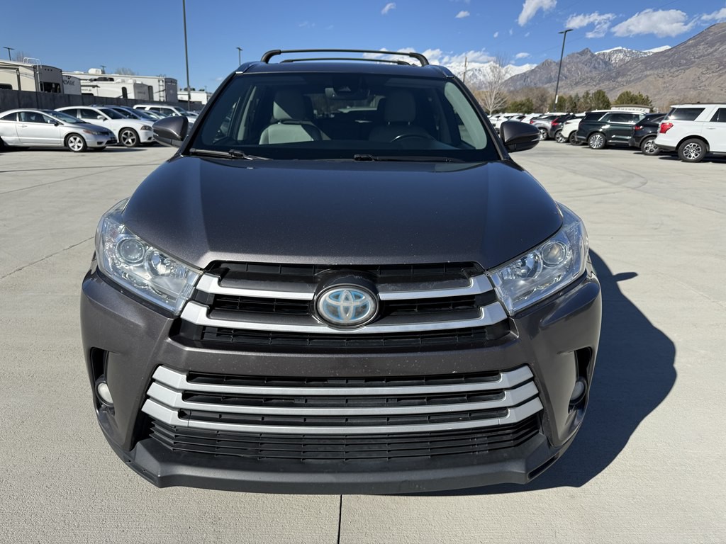 2017 Toyota Highlander Image 8