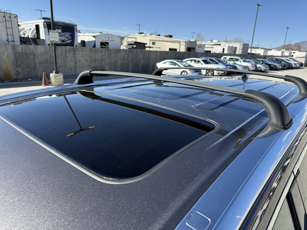 2017 Toyota Highlander Image 9