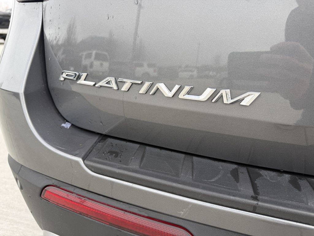 2025 Ford Explorer Image 9