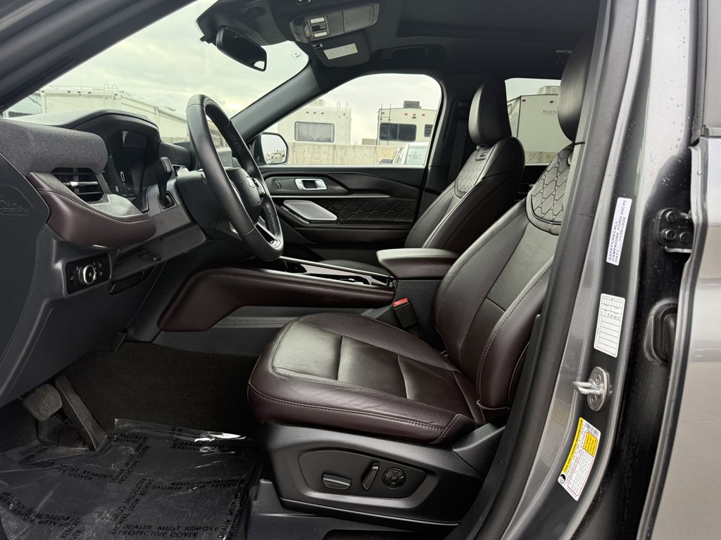 2025 Ford Explorer Image 17