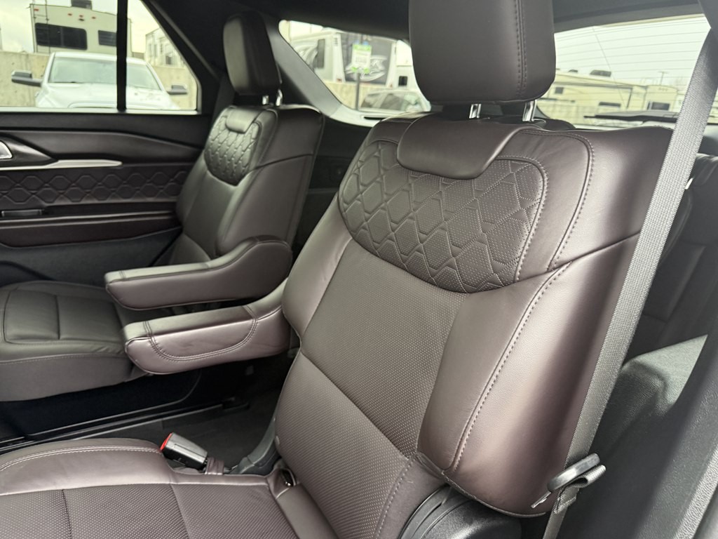 2025 Ford Explorer Image 21