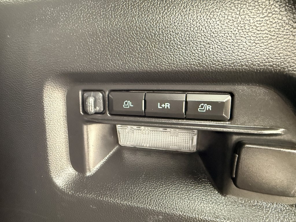 2025 Ford Explorer Image 34