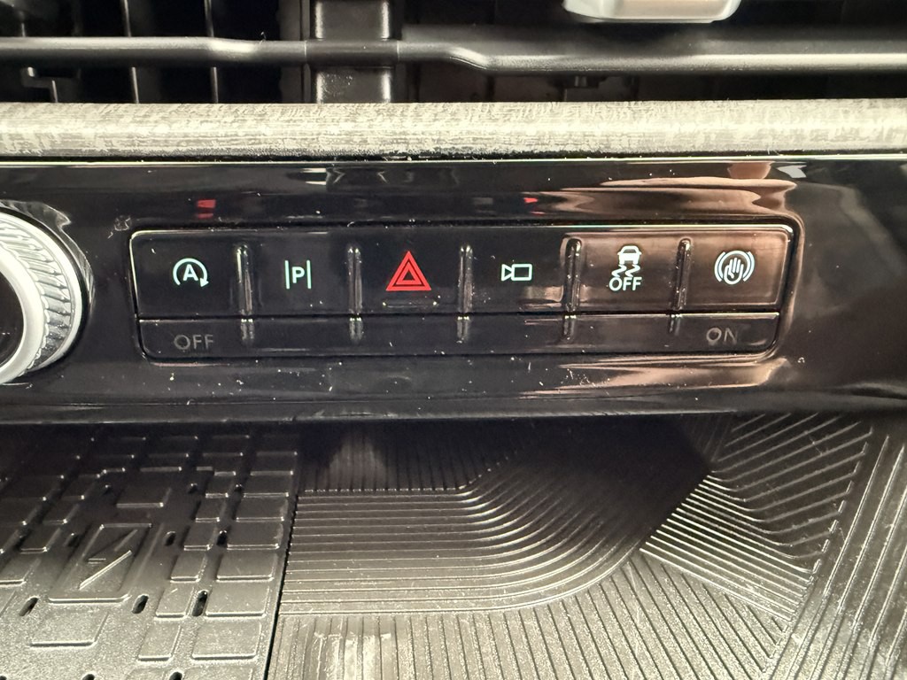 2025 Ford Explorer Image 50