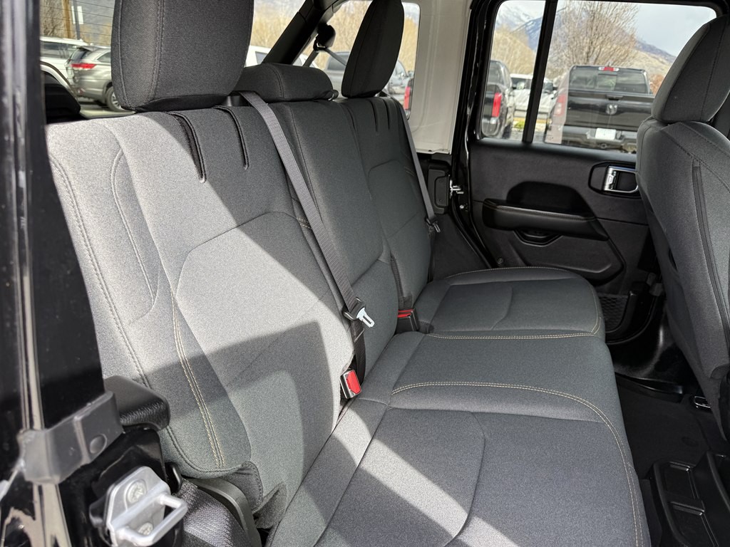 2025 Jeep Wrangler Image 22