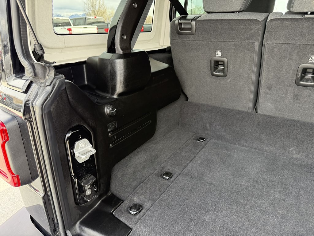 2025 Jeep Wrangler Image 27