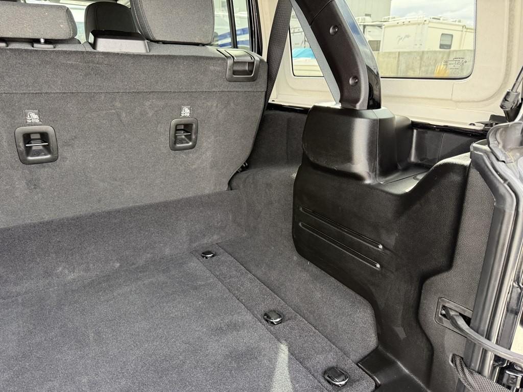 2025 Jeep Wrangler Image 28