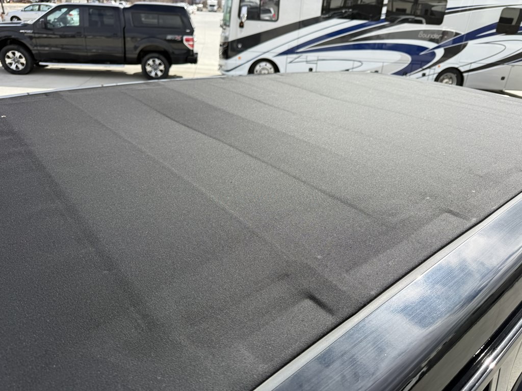 2025 Jeep Wrangler Image 32