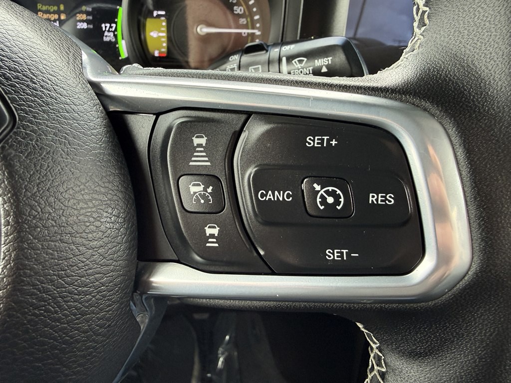 2025 Jeep Wrangler Image 37