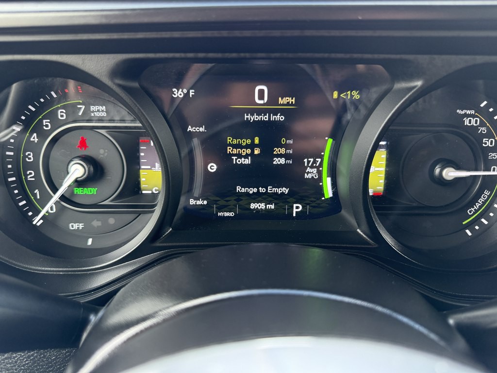 2025 Jeep Wrangler Image 39