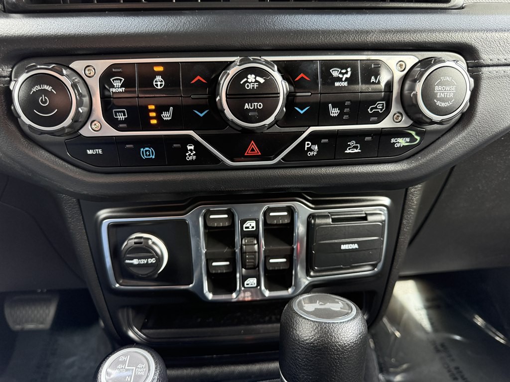 2025 Jeep Wrangler Image 47