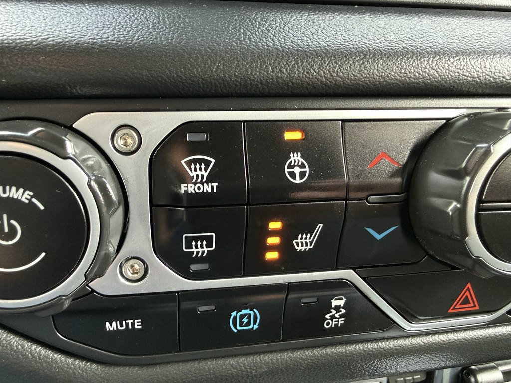 2025 Jeep Wrangler Image 48