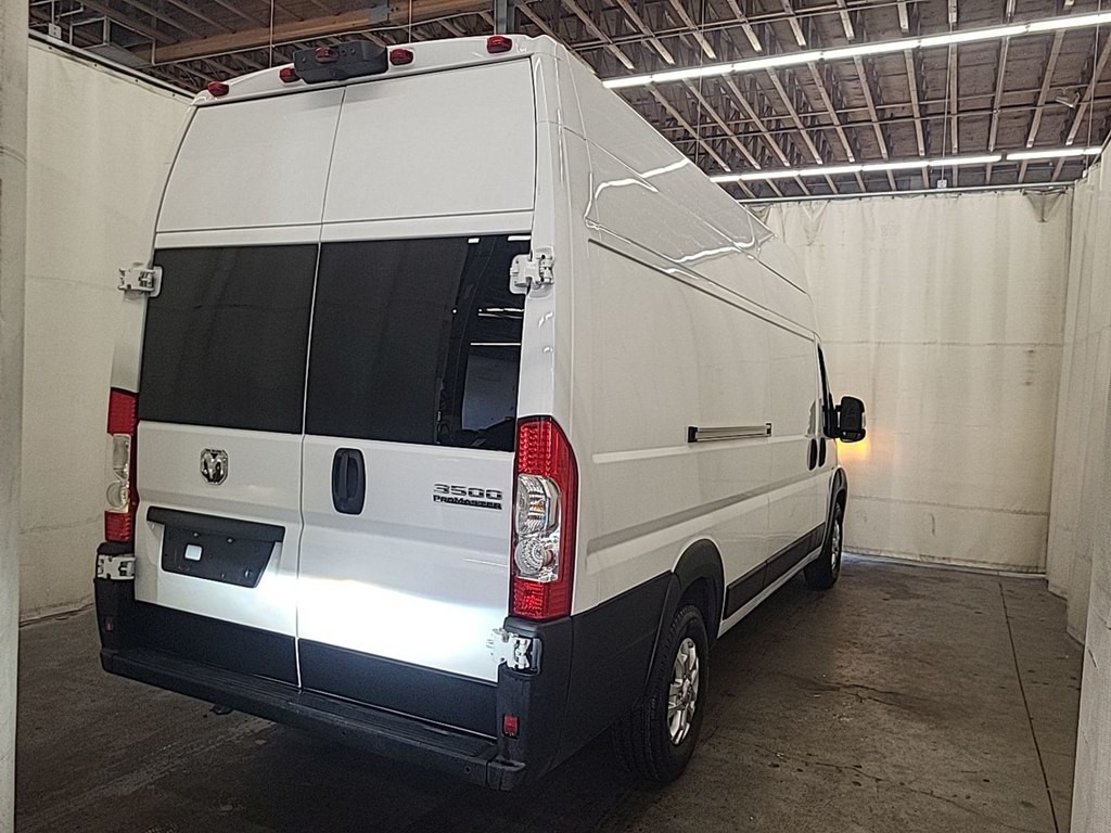2023 RAM Promaster Image 2