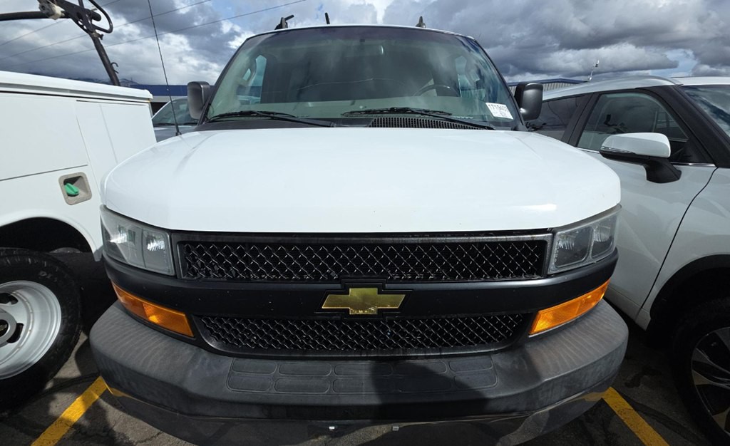 2020 Chevrolet Express Image 6