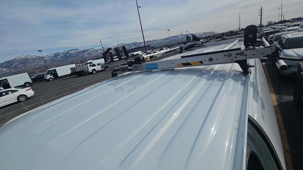 2020 Chevrolet Express Image 7