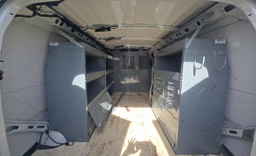 2020 Chevrolet Express Image 9