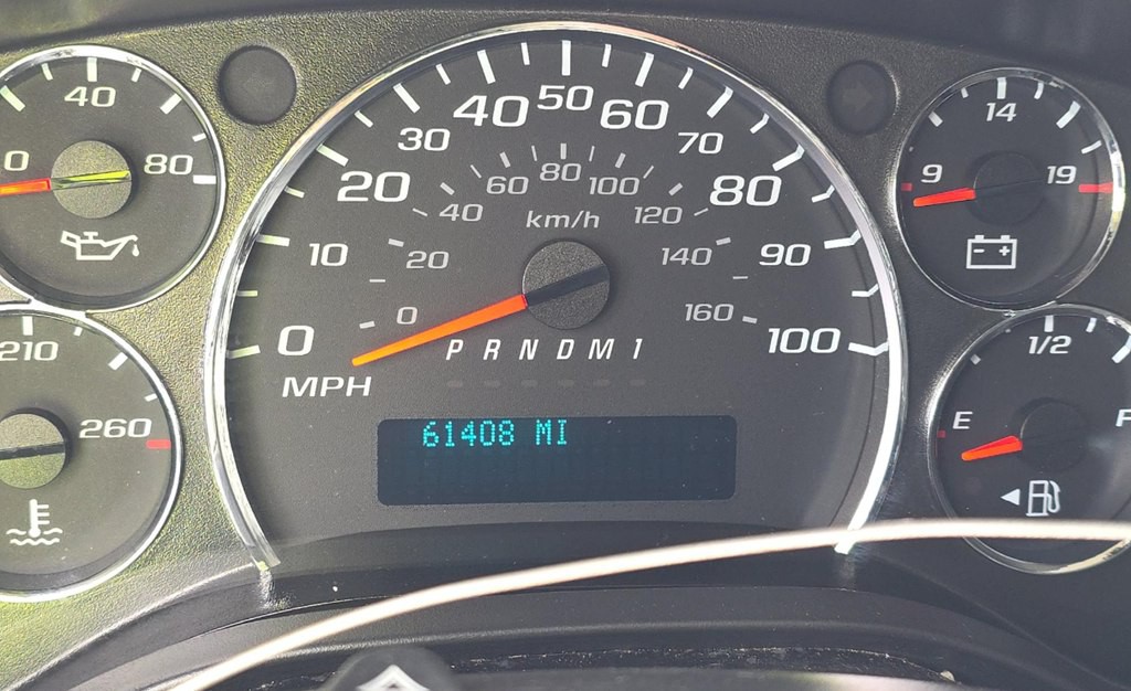 2020 Chevrolet Express Image 10