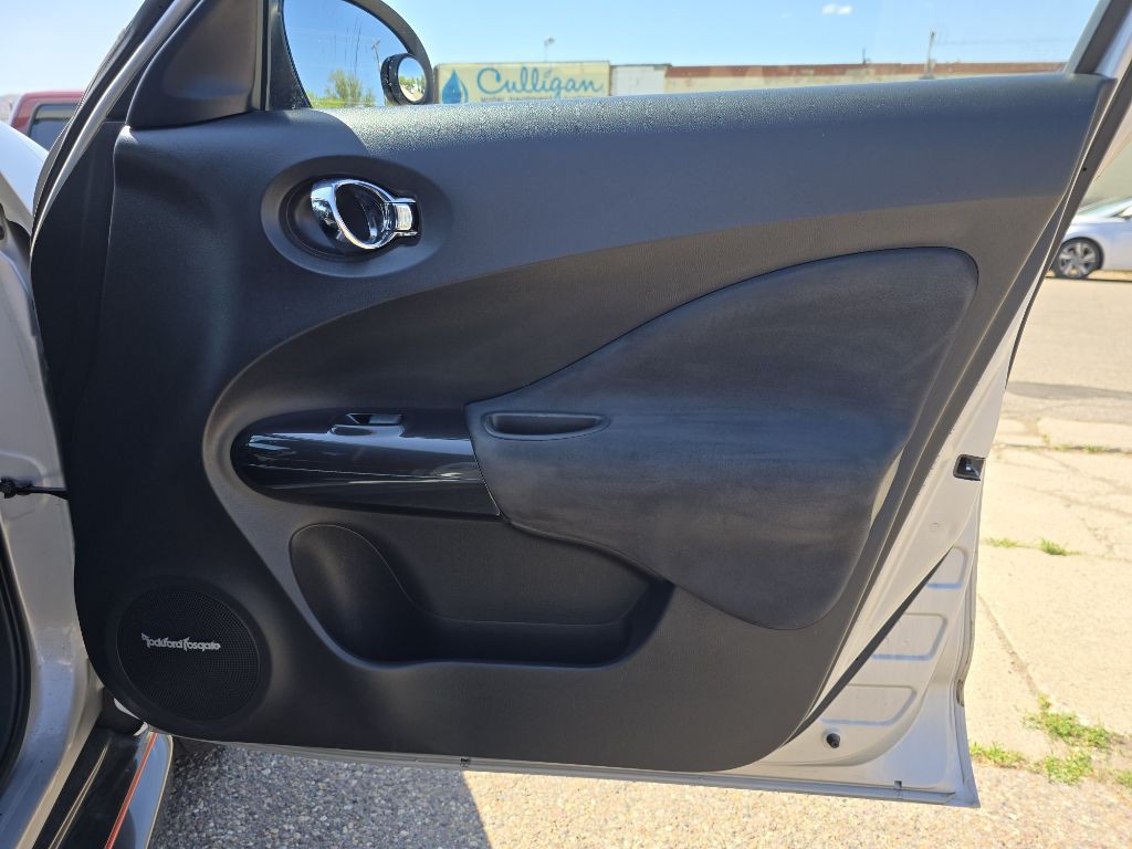 2014 Nissan Juke Image 19